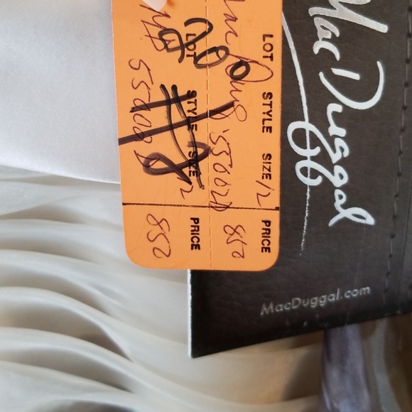 MacDuggal  Gown - Picture 8 of 9